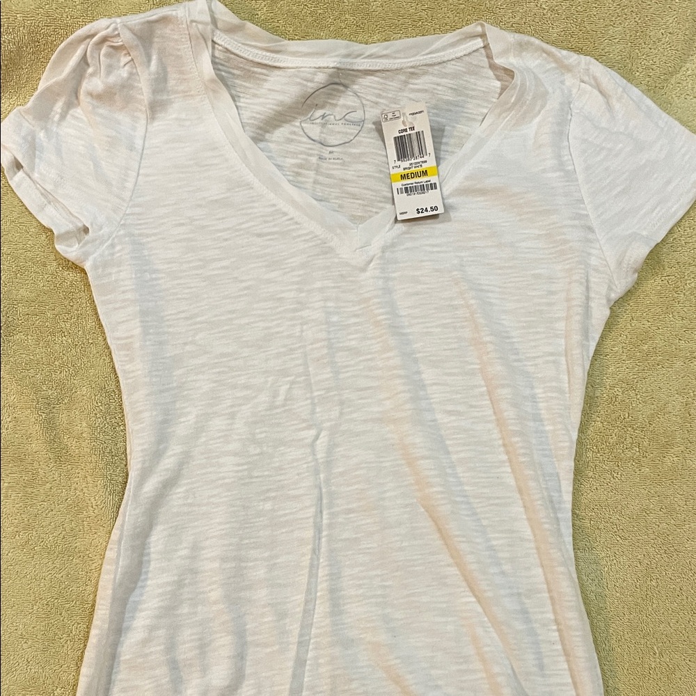 INC International Concepts White Short Sleeve Tee